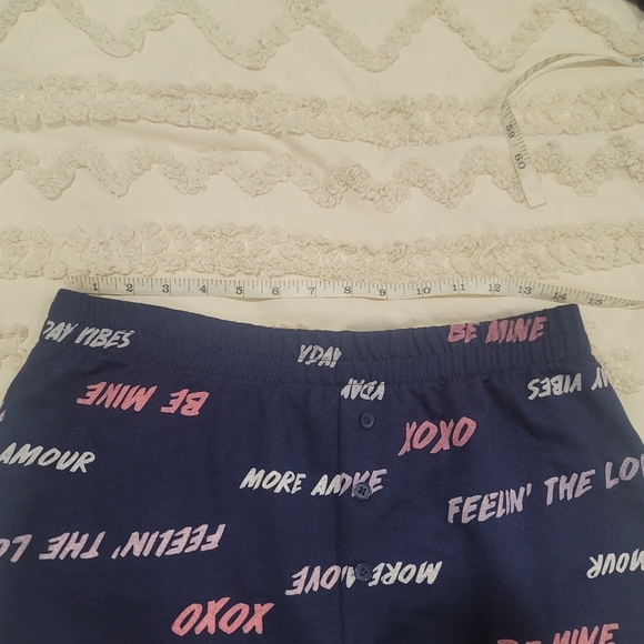 NEW Valentines Day Grayson Thread's Women's Pajama Short set size Medium - Picture 9 of 17